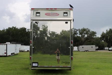 Used 2003 8.5X32 Renegade Stacker