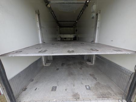 Used 2003 8.5X32 Renegade Stacker