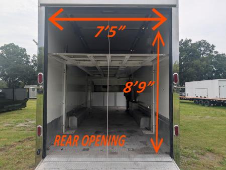 Used 2003 8.5X32 Renegade Stacker