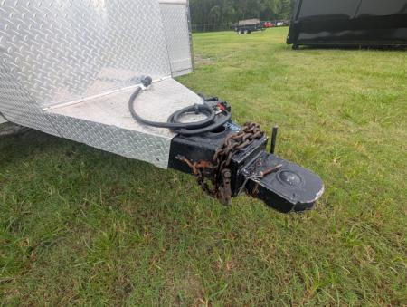 Used 2003 8.5X32 Renegade Stacker