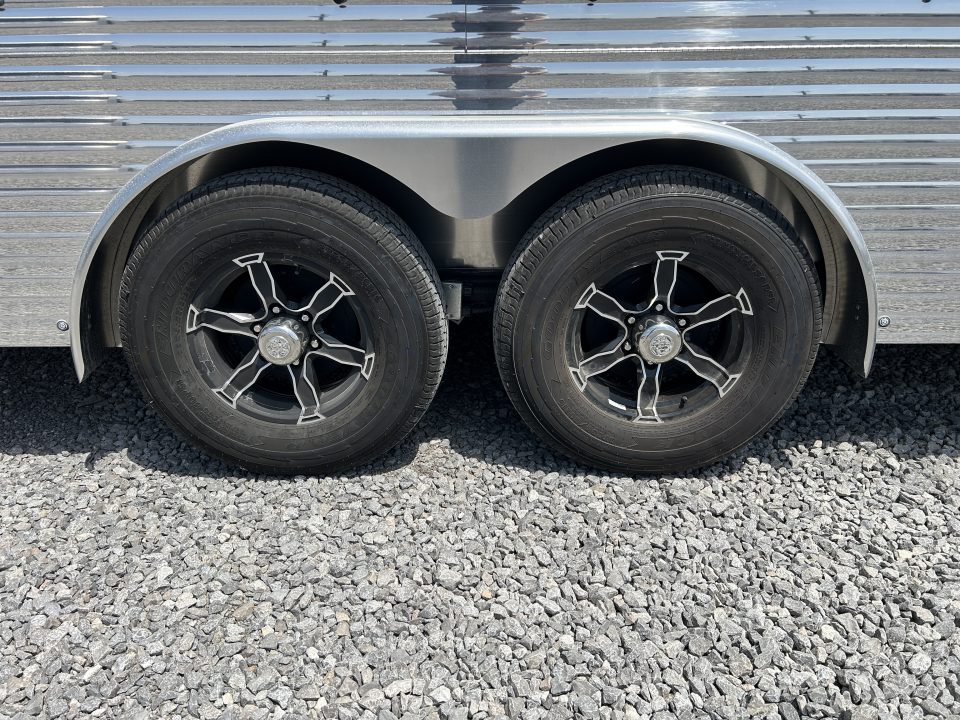 New 2027 Sundowner Showman GT 2723