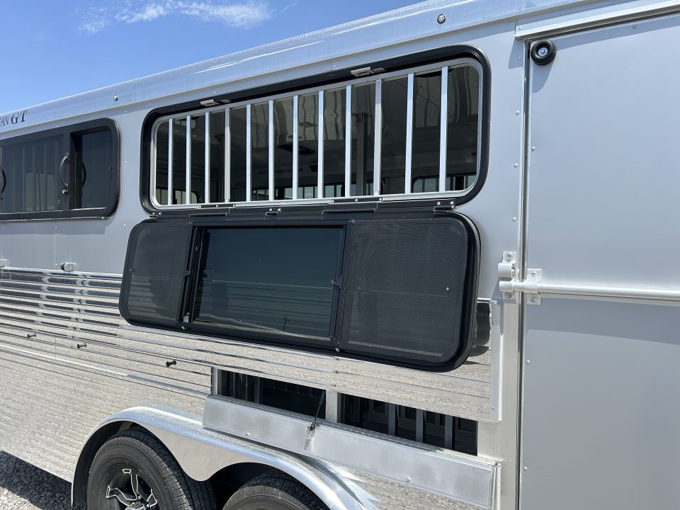 New 2027 Sundowner Showman GT 2723
