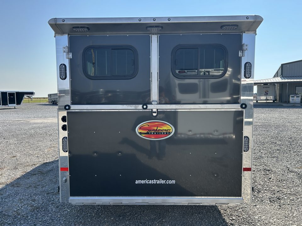 New 2027 Sundowner Showman GT 2724