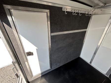 New 2027 Sundowner Showman GT 2724