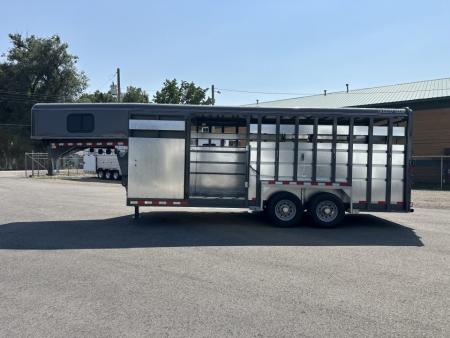 New 2027 Maverick 20' Stock Combo Gooseneck