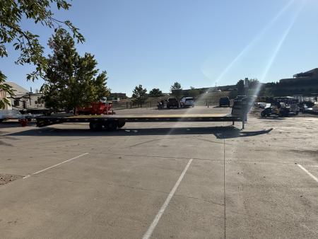 New 2027 Big Tex 14GN-8.5x40D5A-MRBK Flatbed Trailer