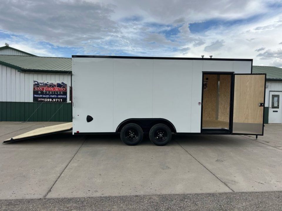2027 Compass Indigo DLX photo 6