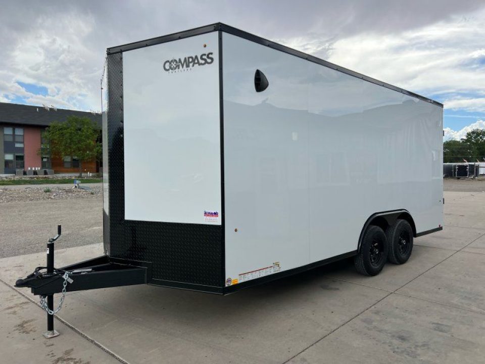 2027 Compass Indigo DLX photo 3