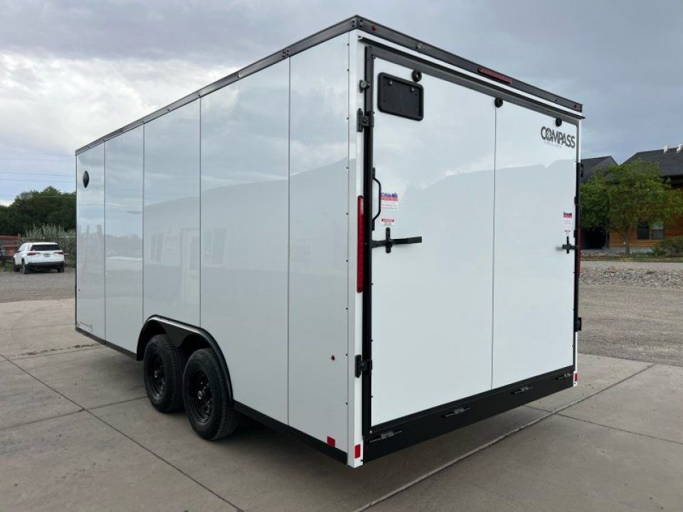 2027 Compass Indigo DLX photo 4