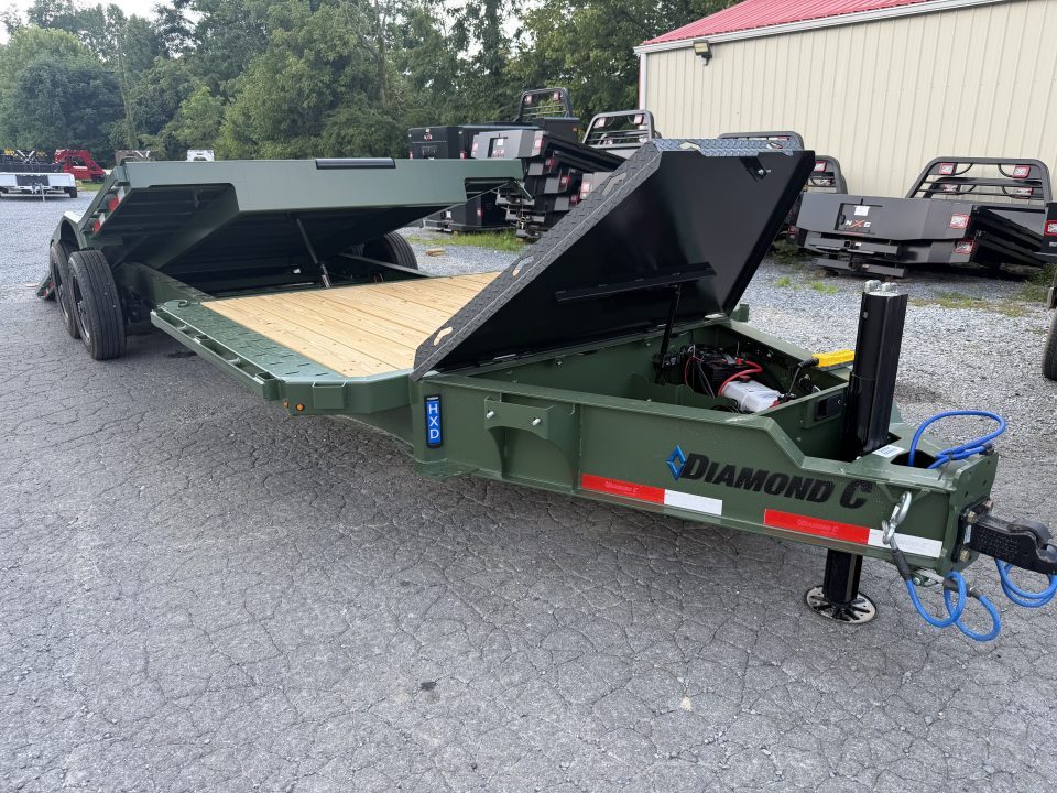 New 2026 Diamond C HXD210 DRIVE OVER FENDER *** ABS BRAKES ***Tilt Trailer HYDRO JACK PRO TILT WINCH PLATE & ROLLER