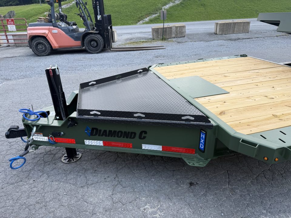 New 2026 Diamond C HXD210 DRIVE OVER FENDER *** ABS BRAKES ***Tilt Trailer HYDRO JACK PRO TILT WINCH PLATE & ROLLER