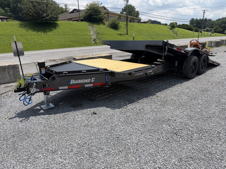 New 2026 Diamond C HXD210 DRIVE OVER FENDER TILT TRAILER ***ABS BRAKES*** 102”X22’