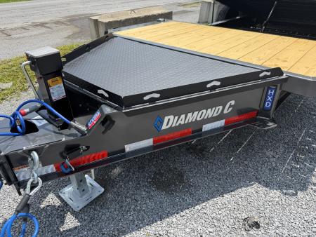 New 2026 Diamond C HXD210 DRIVE OVER FENDER TILT TRAILER ***ABS BRAKES*** 102”X22’