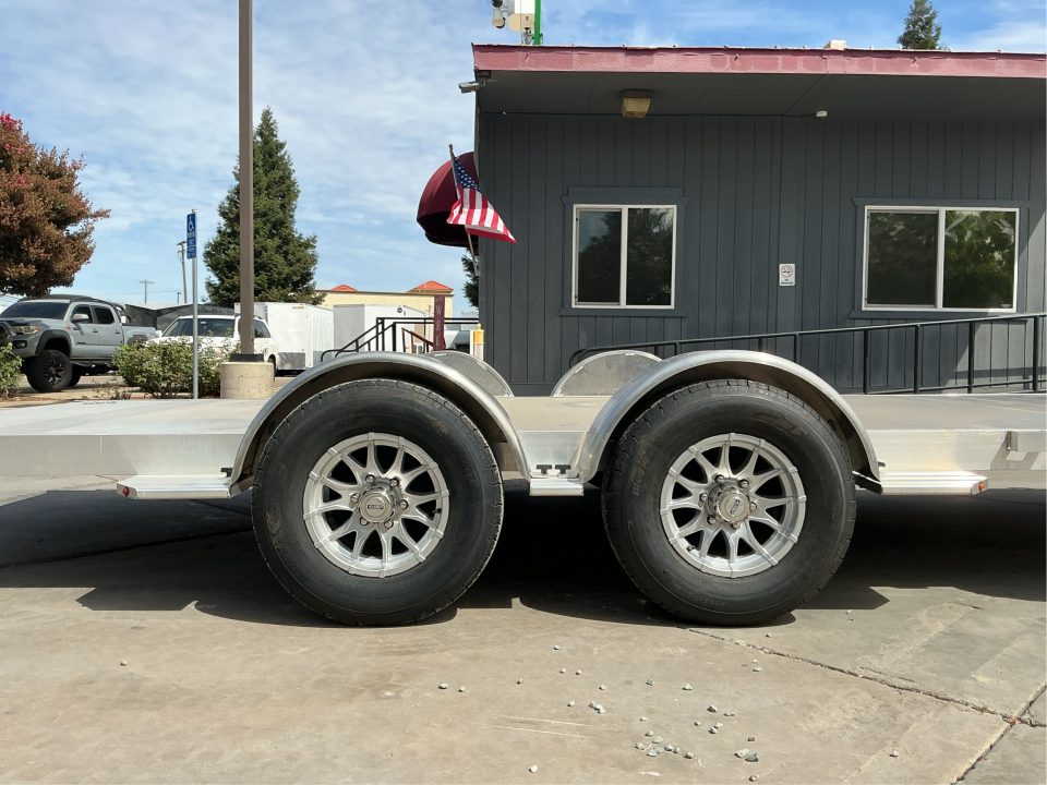 New 2027 Aluma 8220H-TA-EL-R-RTD 7FT X 20FT 9990 GVW Car Hauler