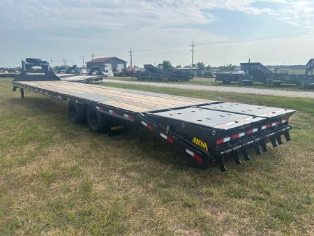 New 2027 Big Tex 102x40 Tandem 23.9K GN Flatbed w/ 2-Speed Jacks, 5' Dove, & Mega Ramps