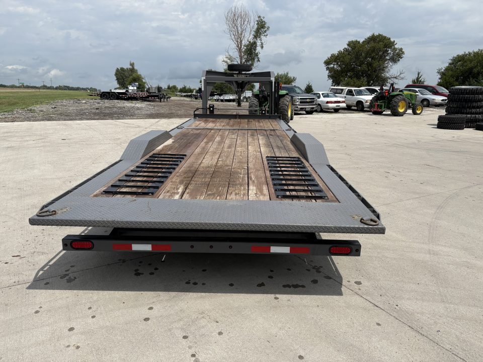 Used 2025 Midsota TBWB26-GN-184 Tilt Trailer