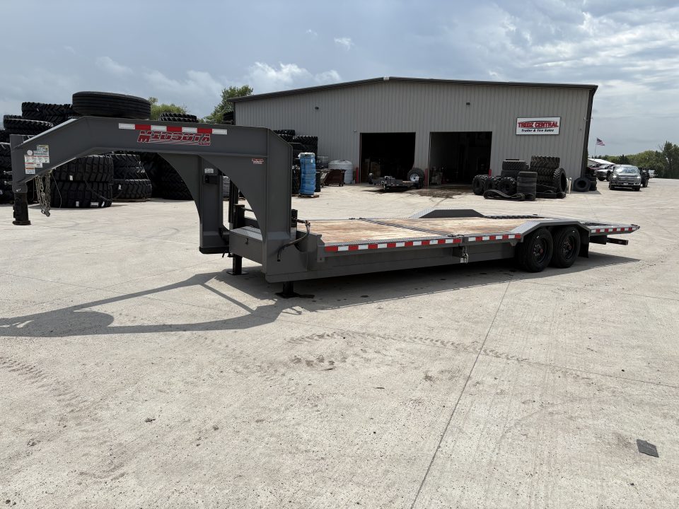 Used 2025 Midsota TBWB26-GN-184 Tilt Trailer