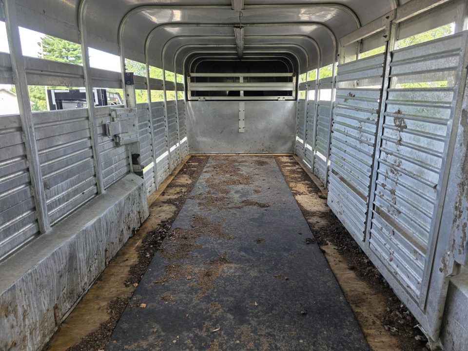 Used 1988 Featherlite Trailers 20' STOCK Stock / Stock Combo Trailer
