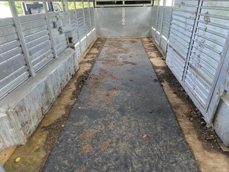 Used 1988 Featherlite Trailers 20' STOCK Stock / Stock Combo Trailer