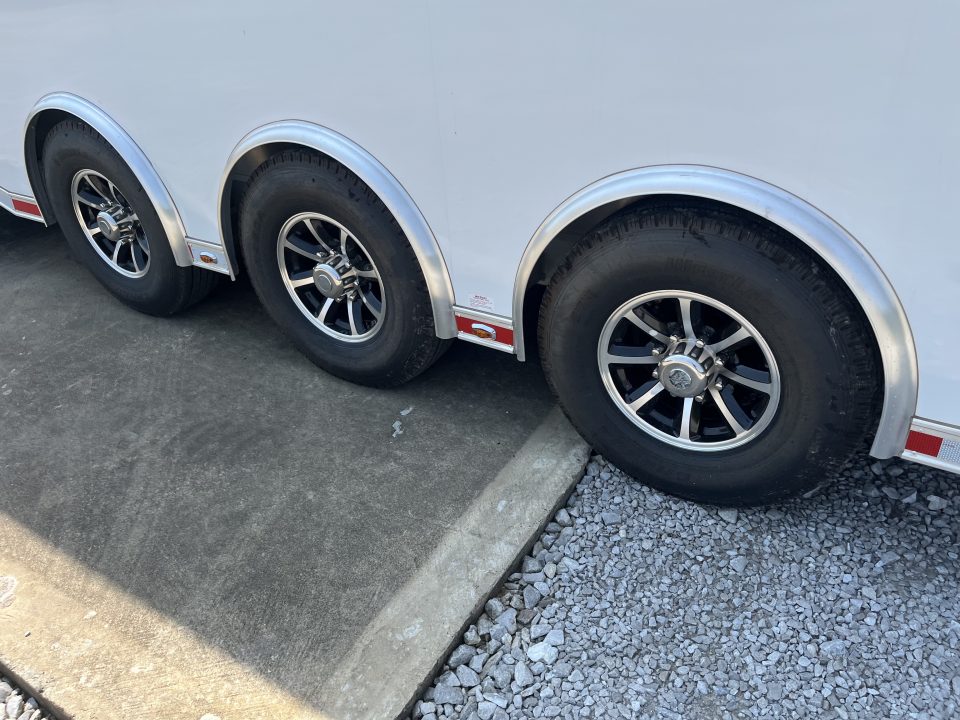 Used 2025 inTech Trailers 32 FOOT STACKER TRAILER 21,000 GVWR