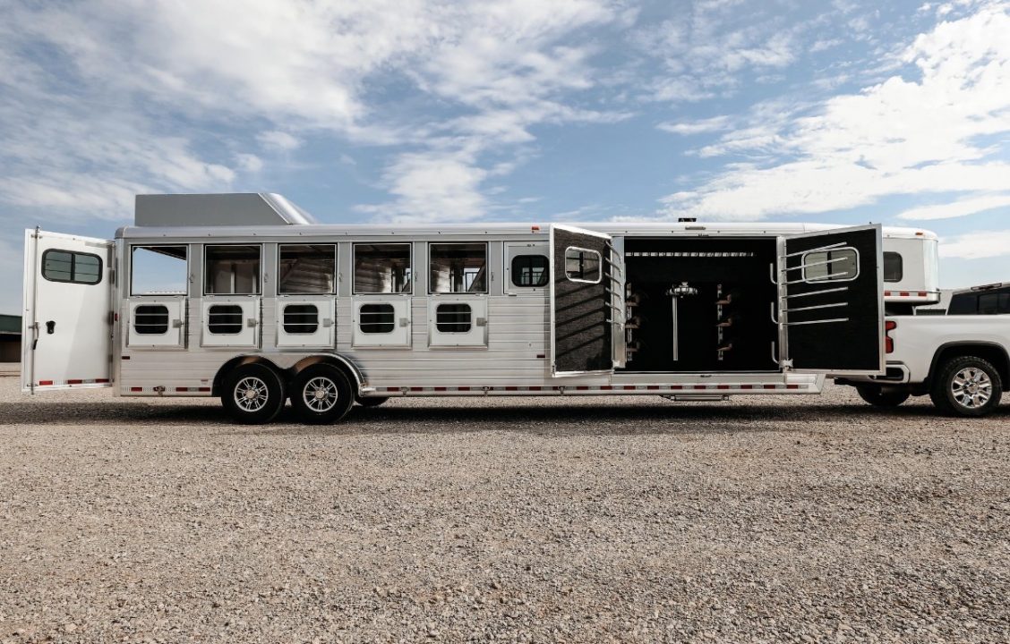New 2027 Hart Trailer 6 HORSE TRADITION Horse Trailer