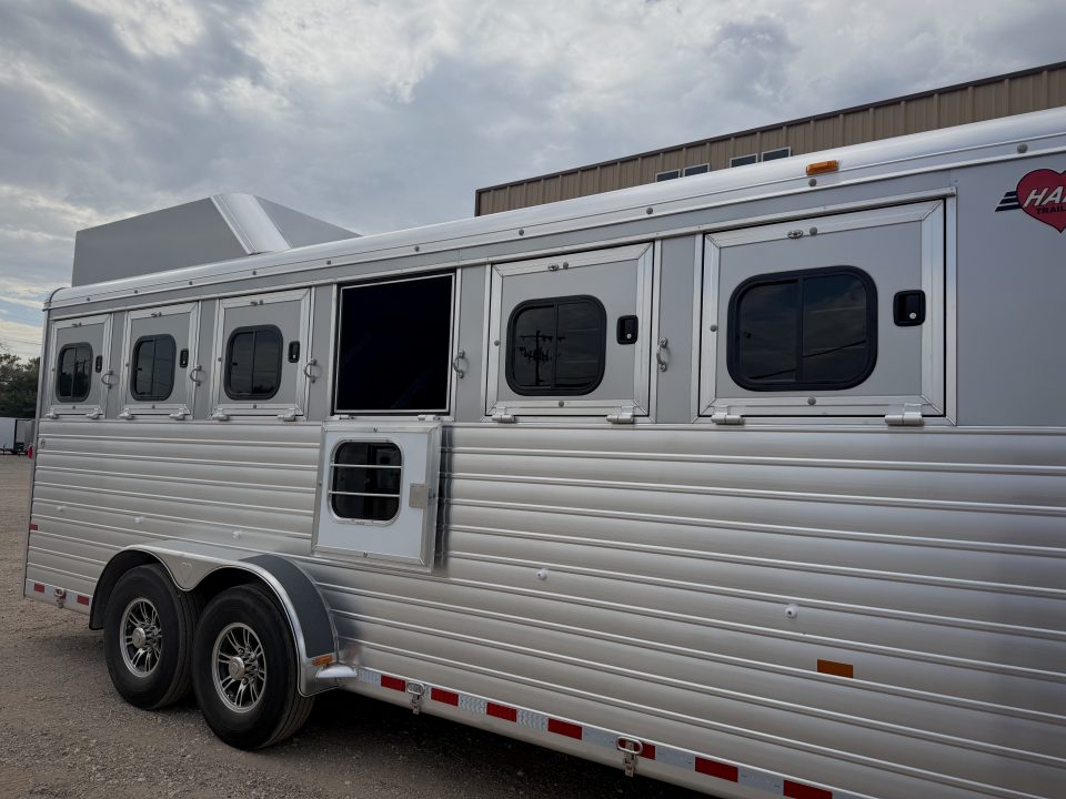 New 2027 Hart Trailer 6 HORSE TRADITION Horse Trailer