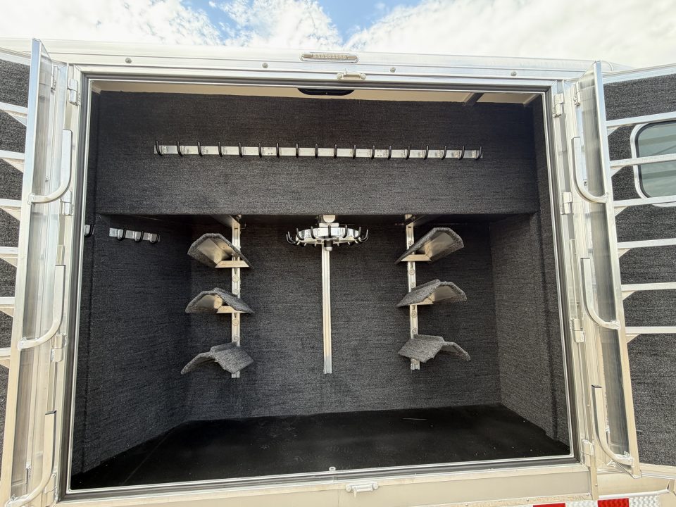 New 2027 Hart Trailer 6 HORSE TRADITION Horse Trailer