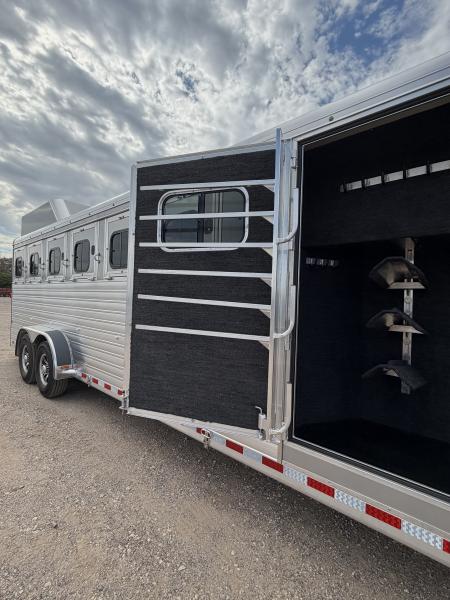 New 2027 Hart Trailer 6 HORSE TRADITION Horse Trailer