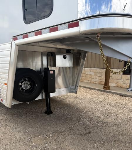 New 2027 Hart Trailer 6 HORSE TRADITION Horse Trailer