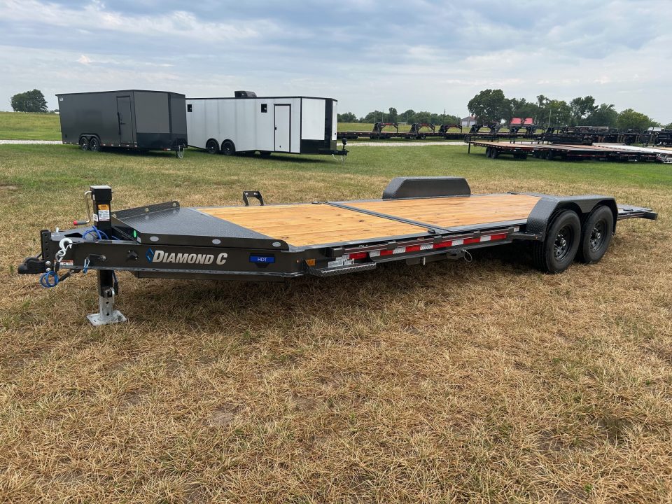 New 2027 Diamond C 82x22 Tandem 15.5K Gravity Tilt w/ 6' Stationary Deck & Toolbox
