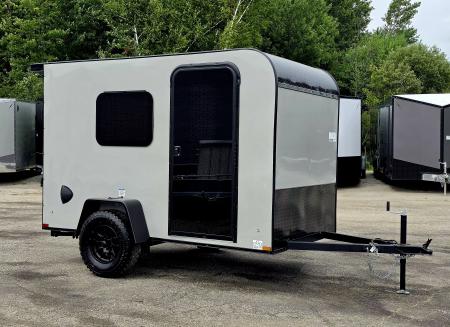 New 5.5 X 10 TENT TRAILER ENCLOSED FOLD OUT BUNK REAR RAMP DOOR 2027 CARGO MATE
