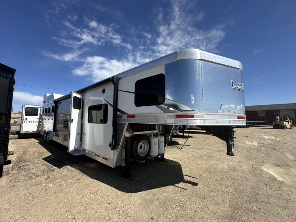 2021 Lakota Charger Stock photo 4