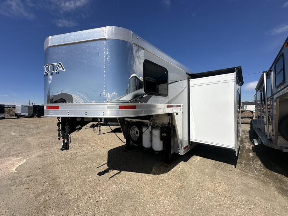 2021 Lakota Charger Stock