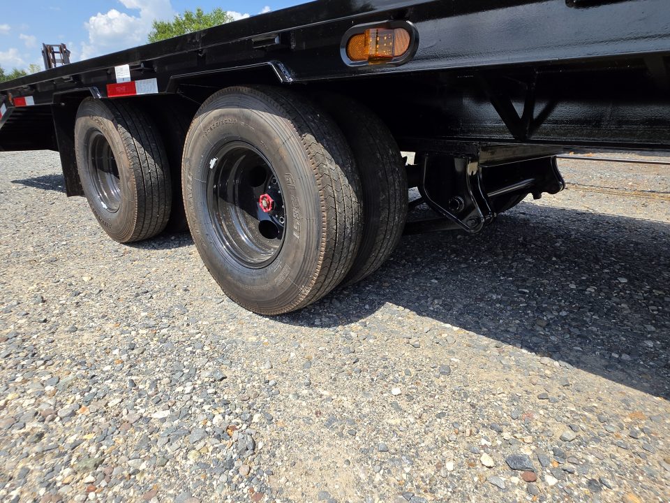 New 2026 Top Hat Trailers GN259 LO PROFILE 27'+5' x 102" Equipment Trailer