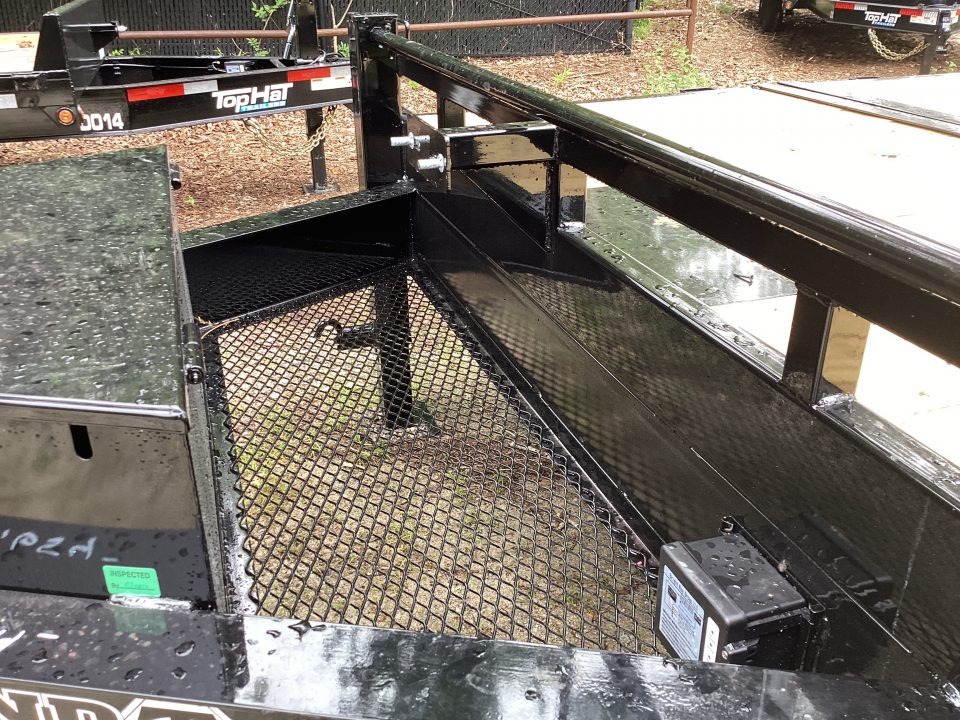 New 2026 Diamond T 10224DO Tilt Trailer