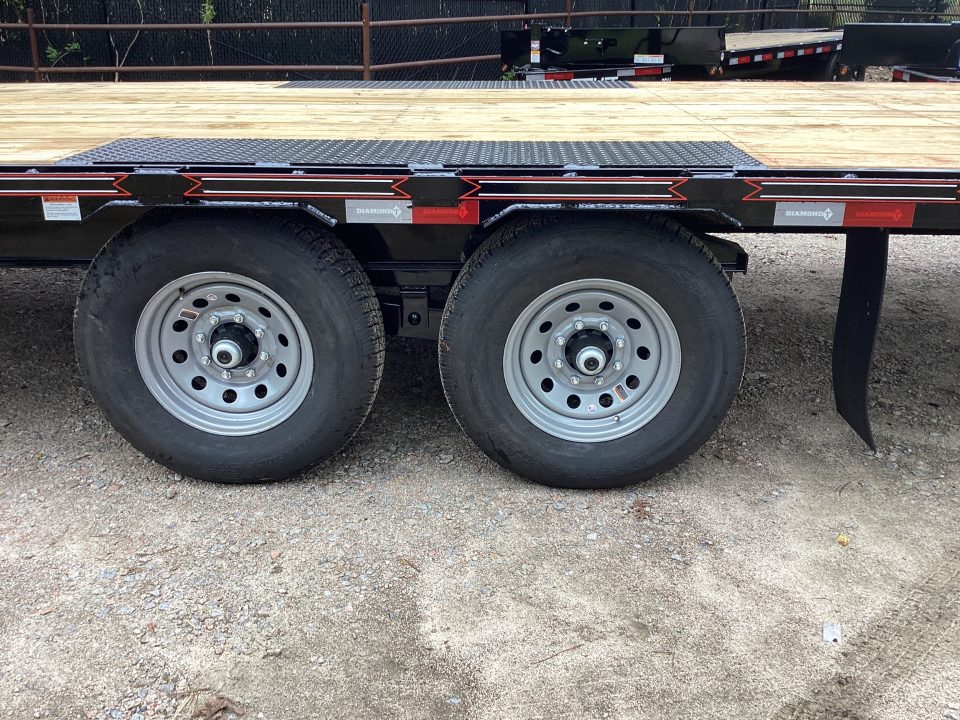 New 2026 Diamond T 10226DO Tilt Trailer