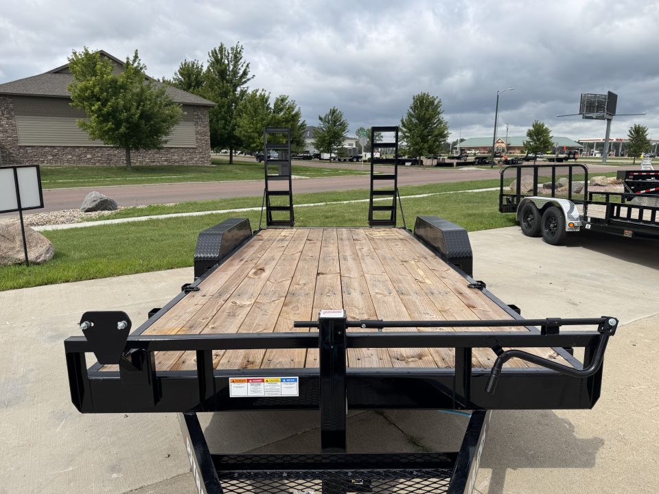 New 2023 PJ TRAILERS 83" x 18' CC Equipment Trailer