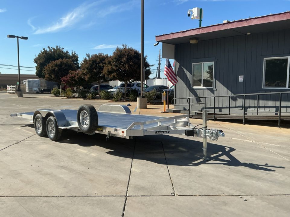 2027 Aluma 8220TILT-TA-EL-RTD