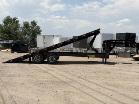 New 2026 Diamond T 8.5-25 Tandem Dual Gooseneck Tilting Deckover Equipment Hauler 24K GVWR