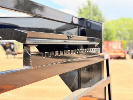 New 2026 Diamond T 8.5-25 Gooseneck Deckover Equipment Hauler (GVWR?)