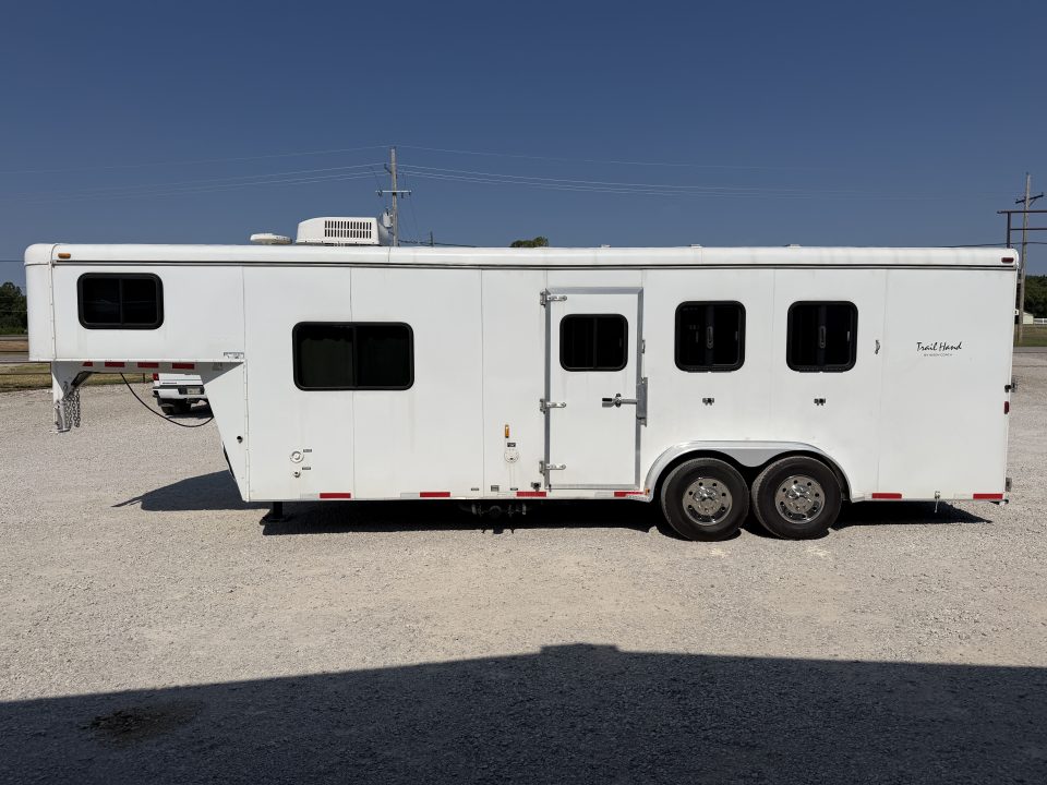 Used 2012 Bison 3 Horse Gooseneck 9' Living Quarters Horse Trailer