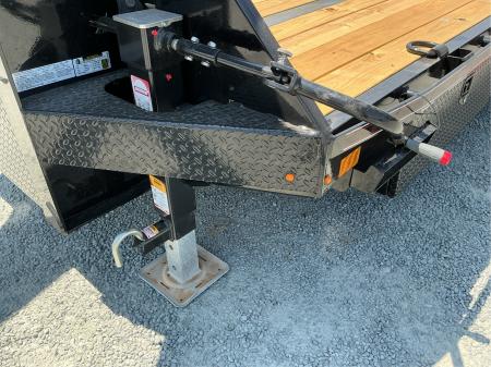 New 2026 Diamond C Trailers FMAX212L35X102 MR 8.5FT X 35FT 25.9K GVW Gooseneck Equipment Trailer