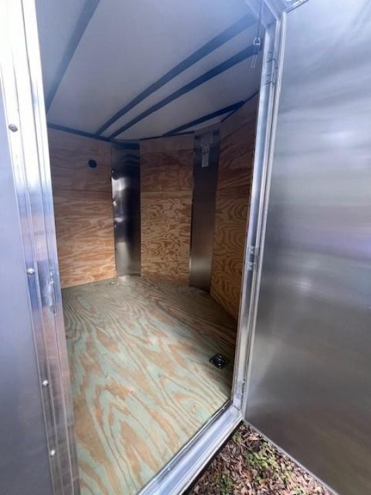 New 2025 Arising 8.5x16TA Enclosed Trailer