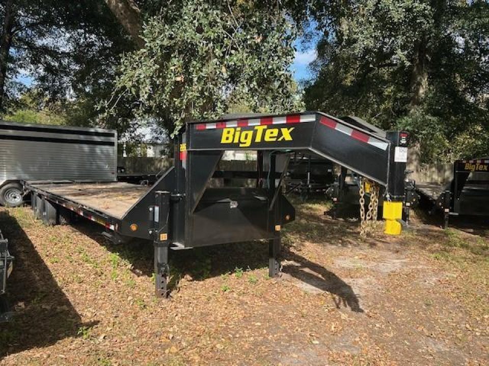 New 2025 Big Tex Trailers 22GN-25D5A Deckover Trailer