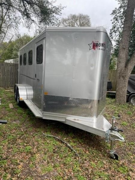 New 2024 Frontier Trailers Strider 3H BP Horse Trailer