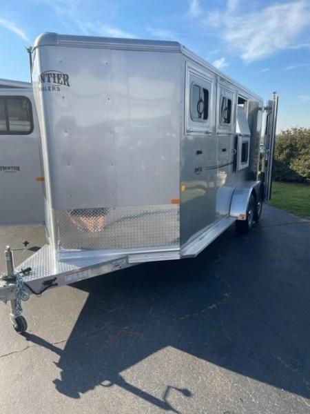 New 2024 Frontier Trailers Strider 3H BP Horse Trailer