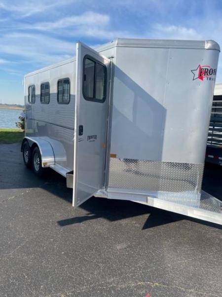 New 2024 Frontier Trailers Strider 3H BP Horse Trailer
