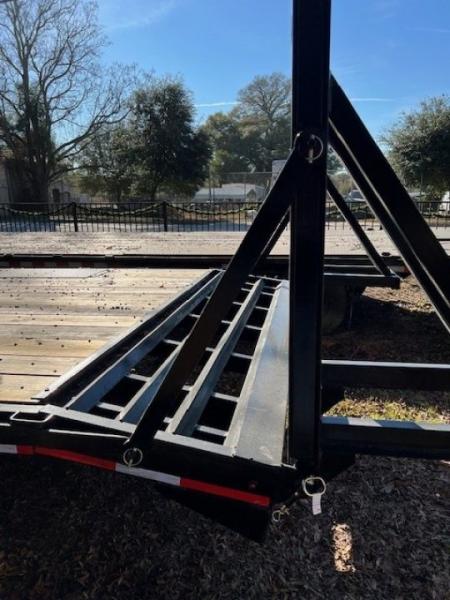 New 2025 Caliber Trailer Mfg 818TA DO DT