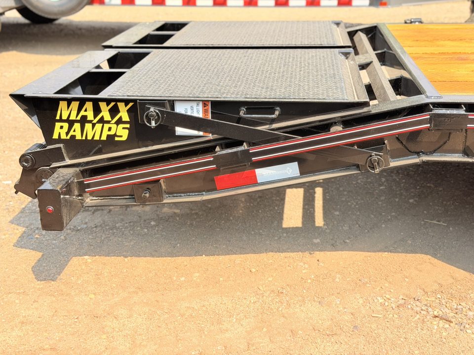 New 2027 Diamond T 7-HD24 SKID-PRO Equipment Hauler MAXX Ramps 16K GVWR (Check spec's)