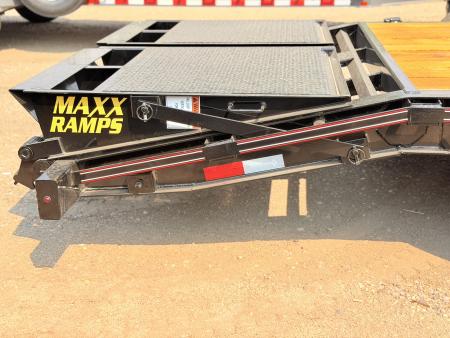 New 2027 Diamond T 7-HD24 SKID-PRO Equipment Hauler MAXX Ramps 16K GVWR (Check spec's)